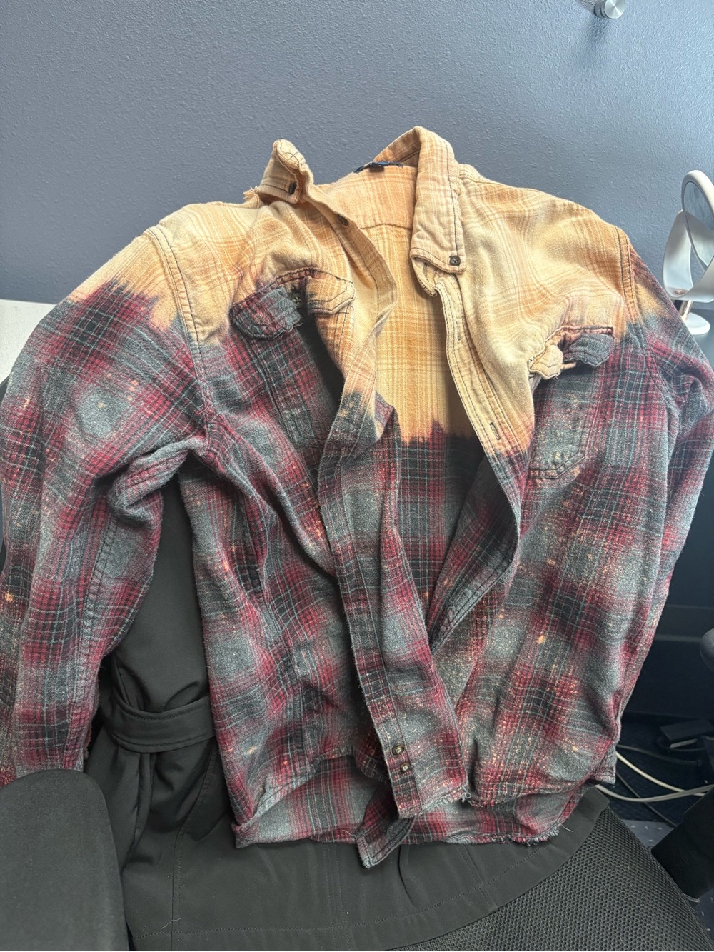 George Two-Tone Plaid Button-Down Shirt Jacket in Red & Tan